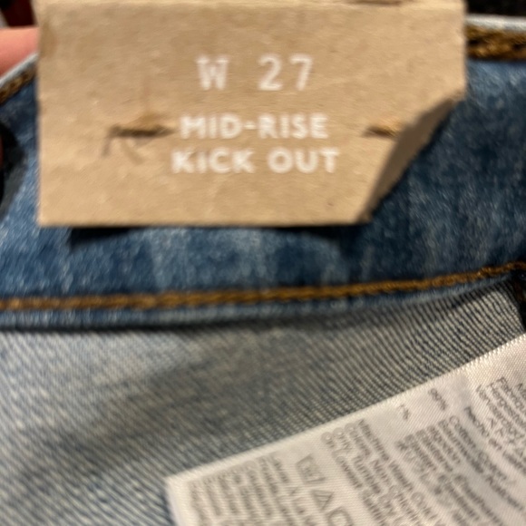 Madewell Kick Out Crop Mid Rise Jeans in Chabot - Picture 7 of 7